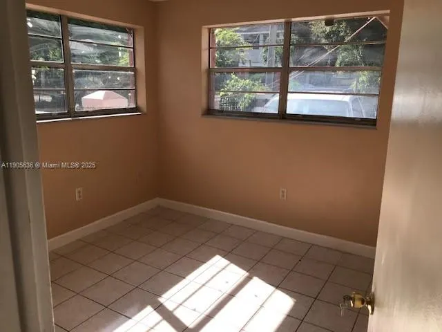 311 NE 57th St, #313