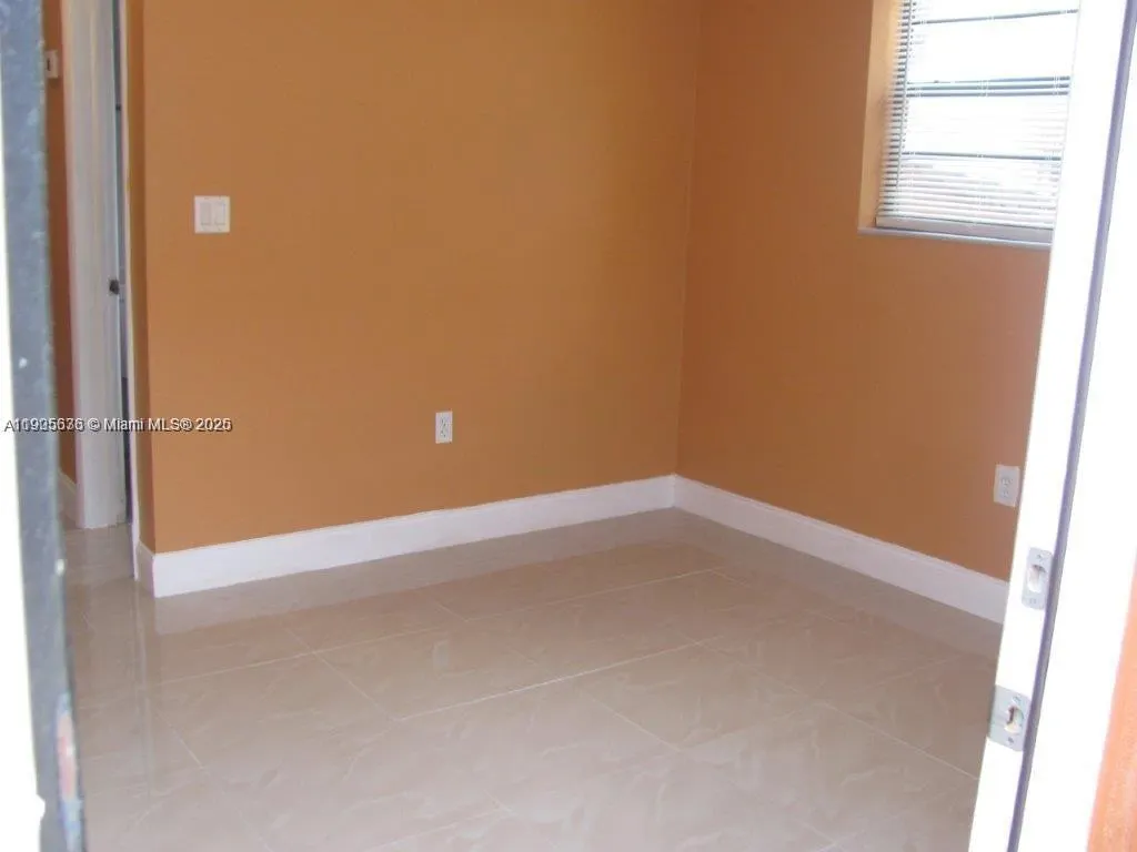 311 NE 57th St, #313