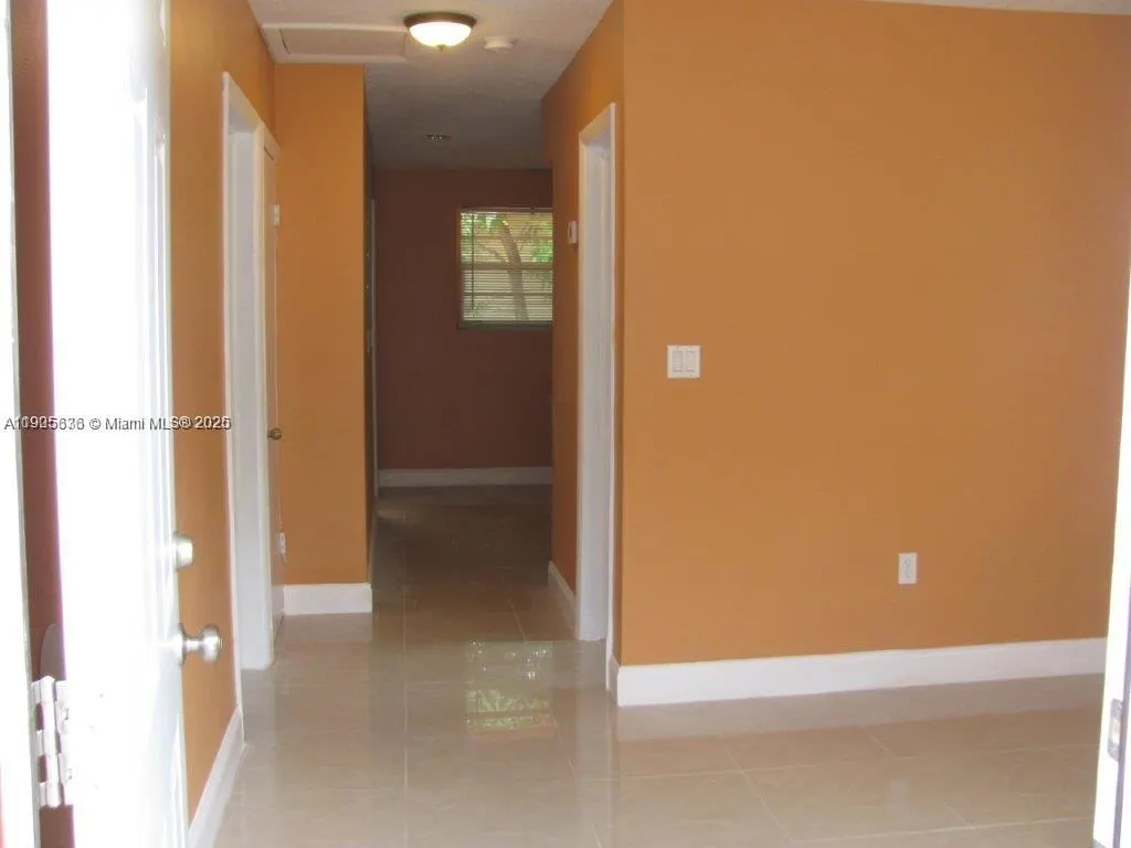 311 NE 57th St, #313