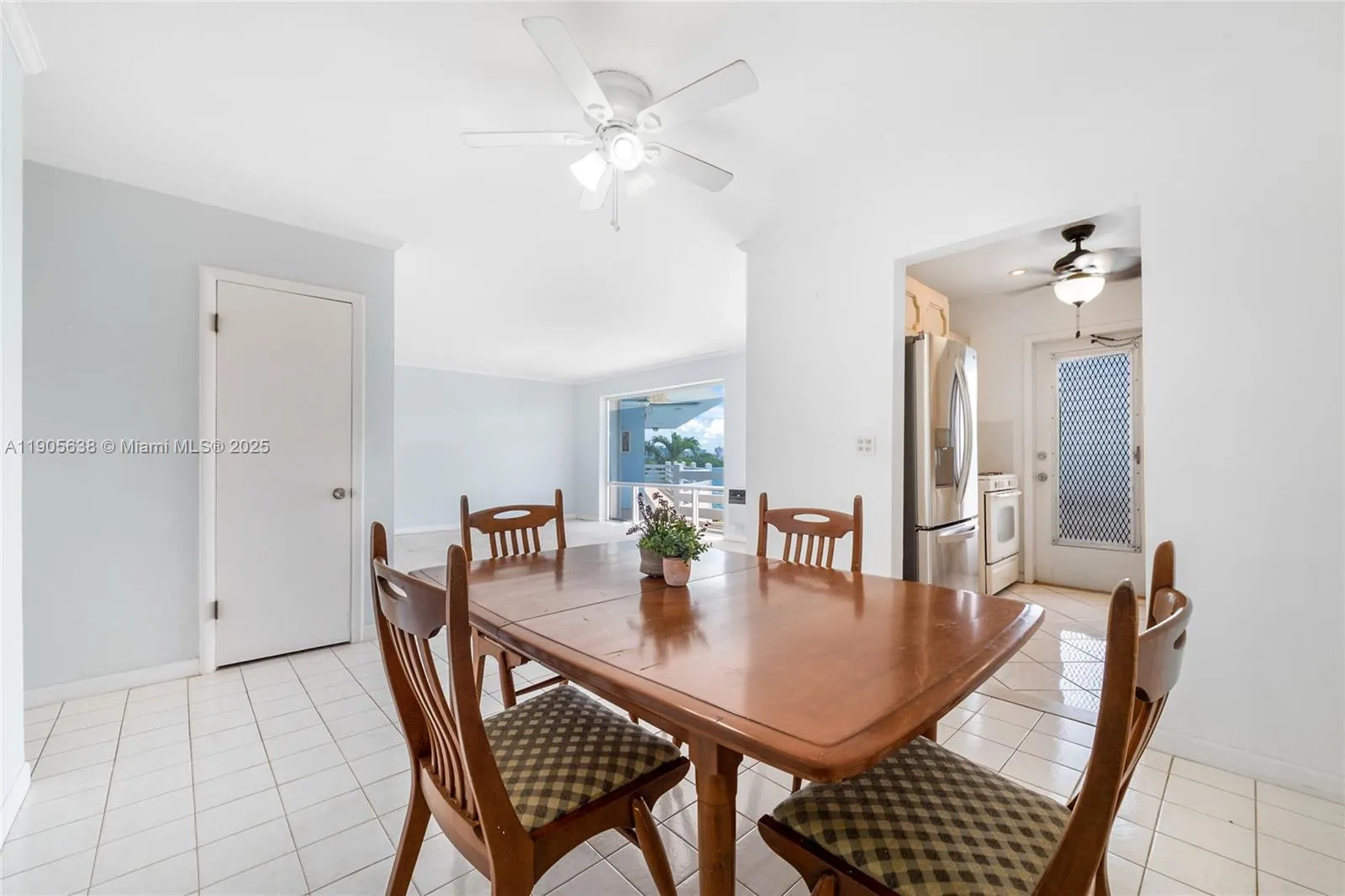 2700 NE 135th St, #48