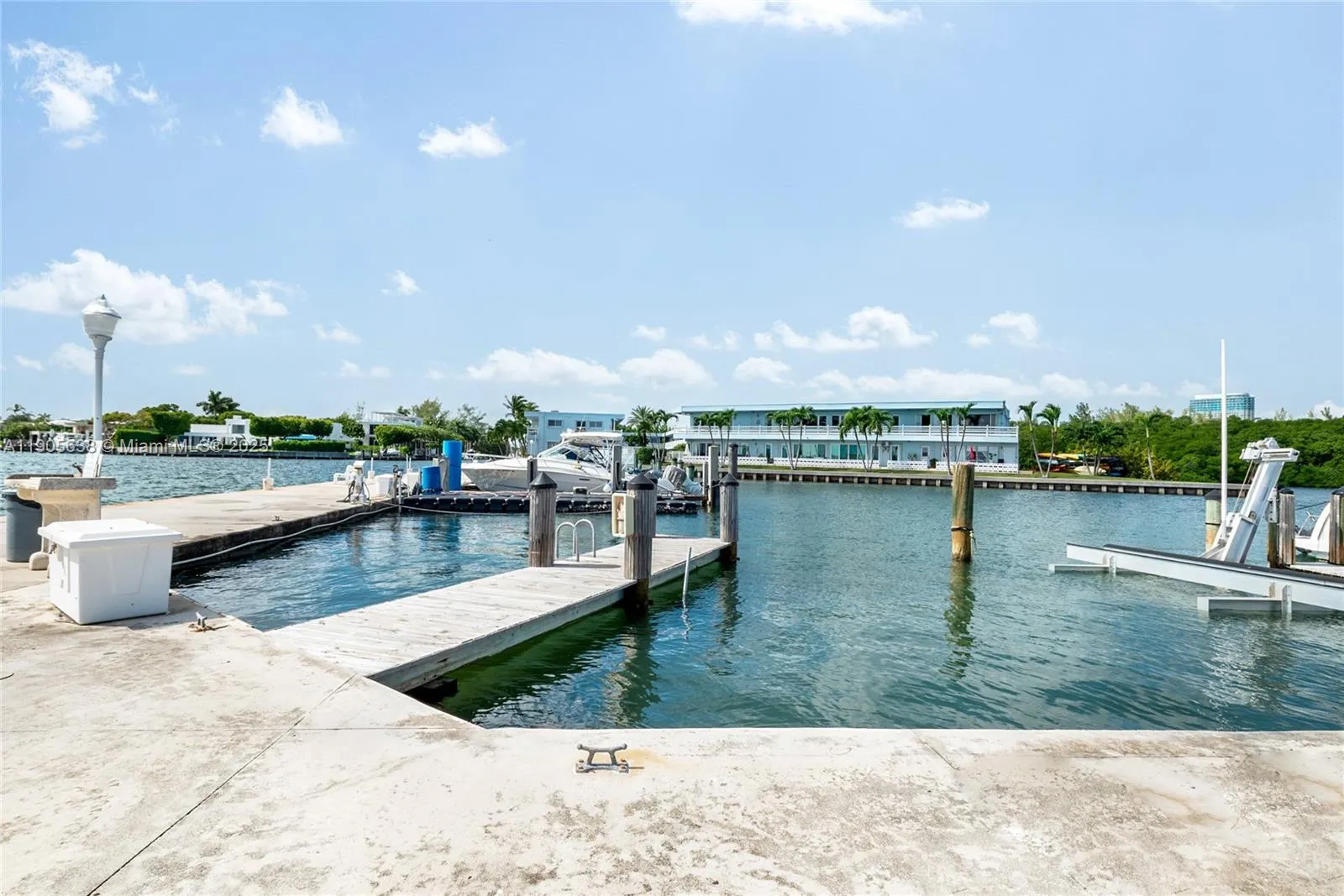 2700 NE 135th St, #48