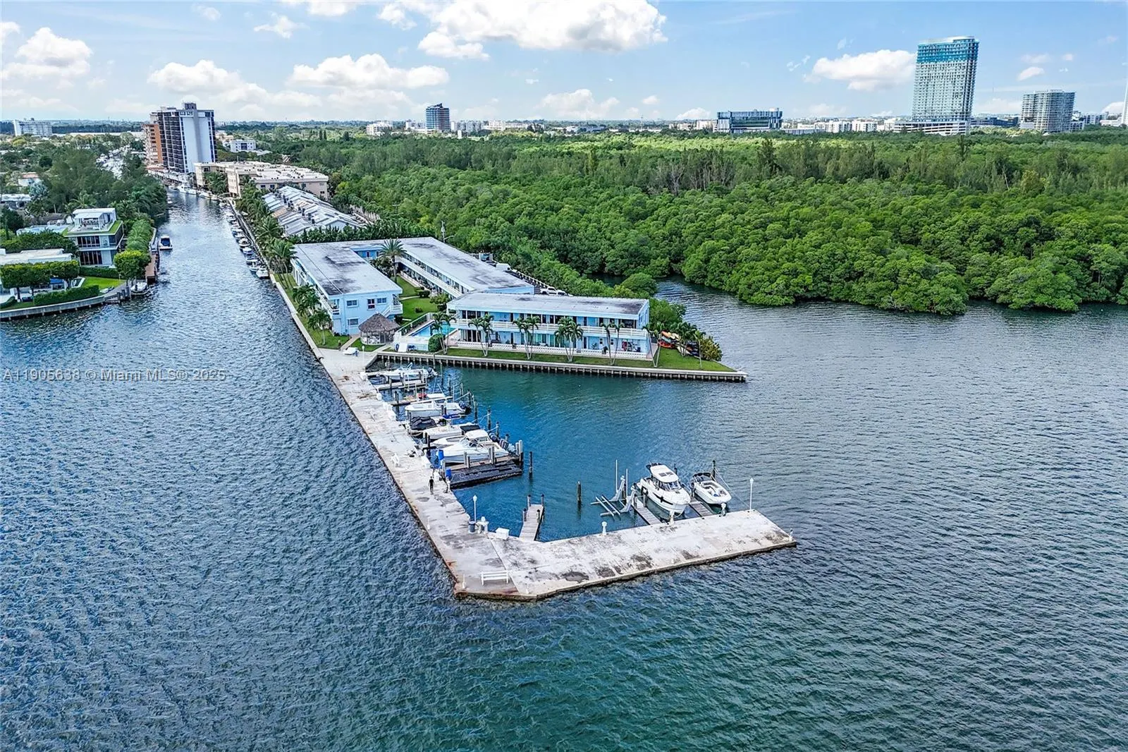 2700 NE 135th St, #48