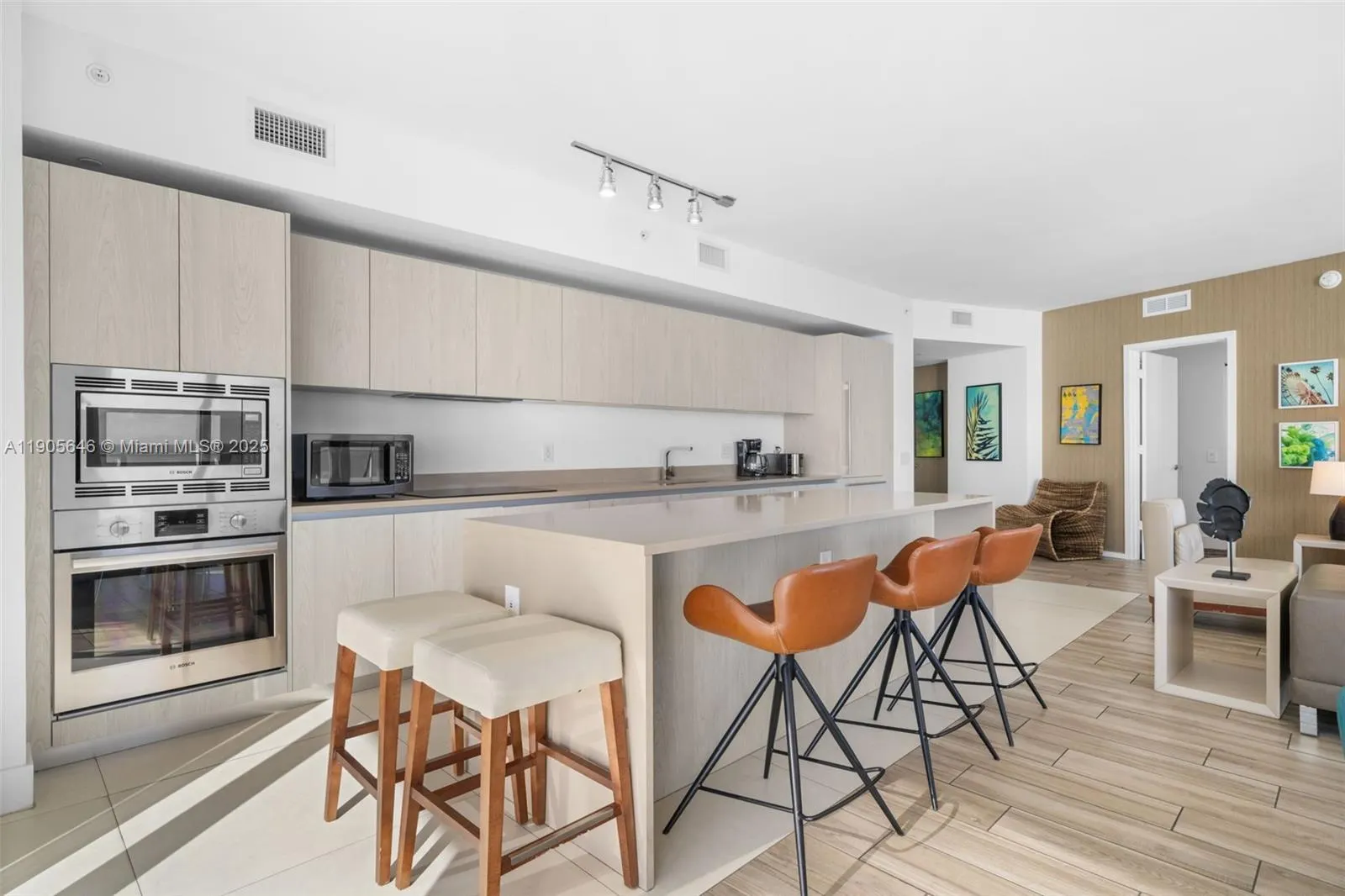 4111 S Ocean Dr, #1001