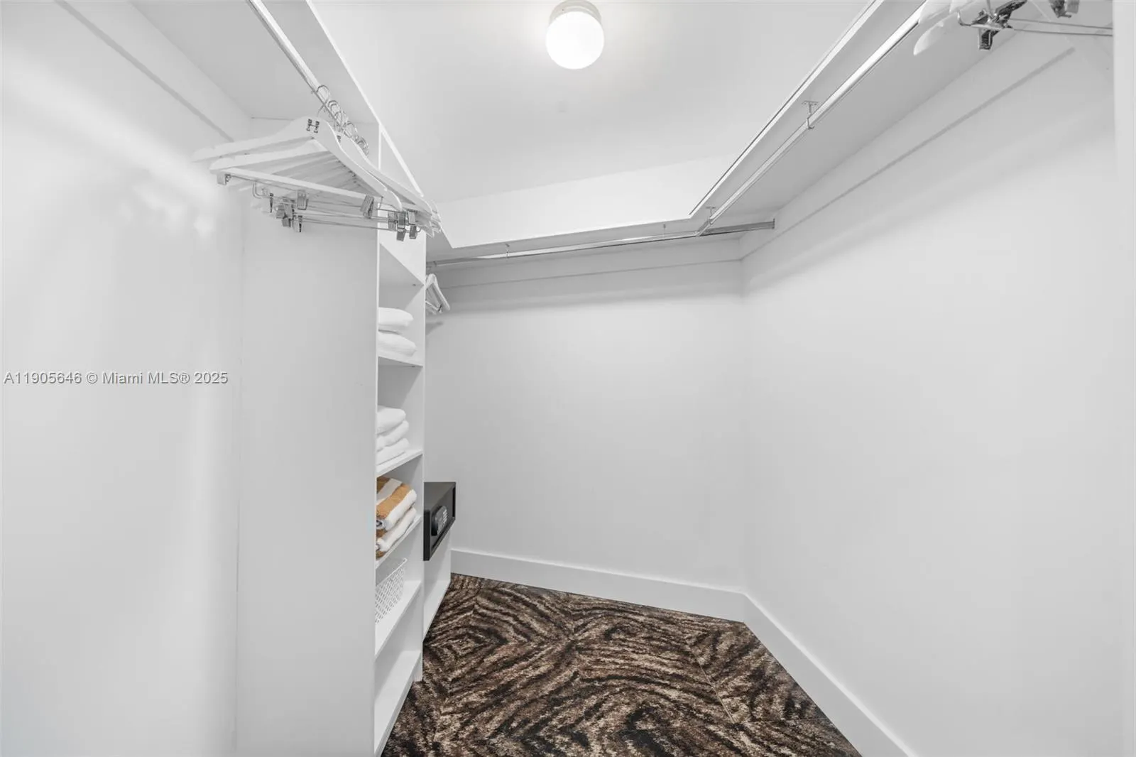 4111 S Ocean Dr, #1001