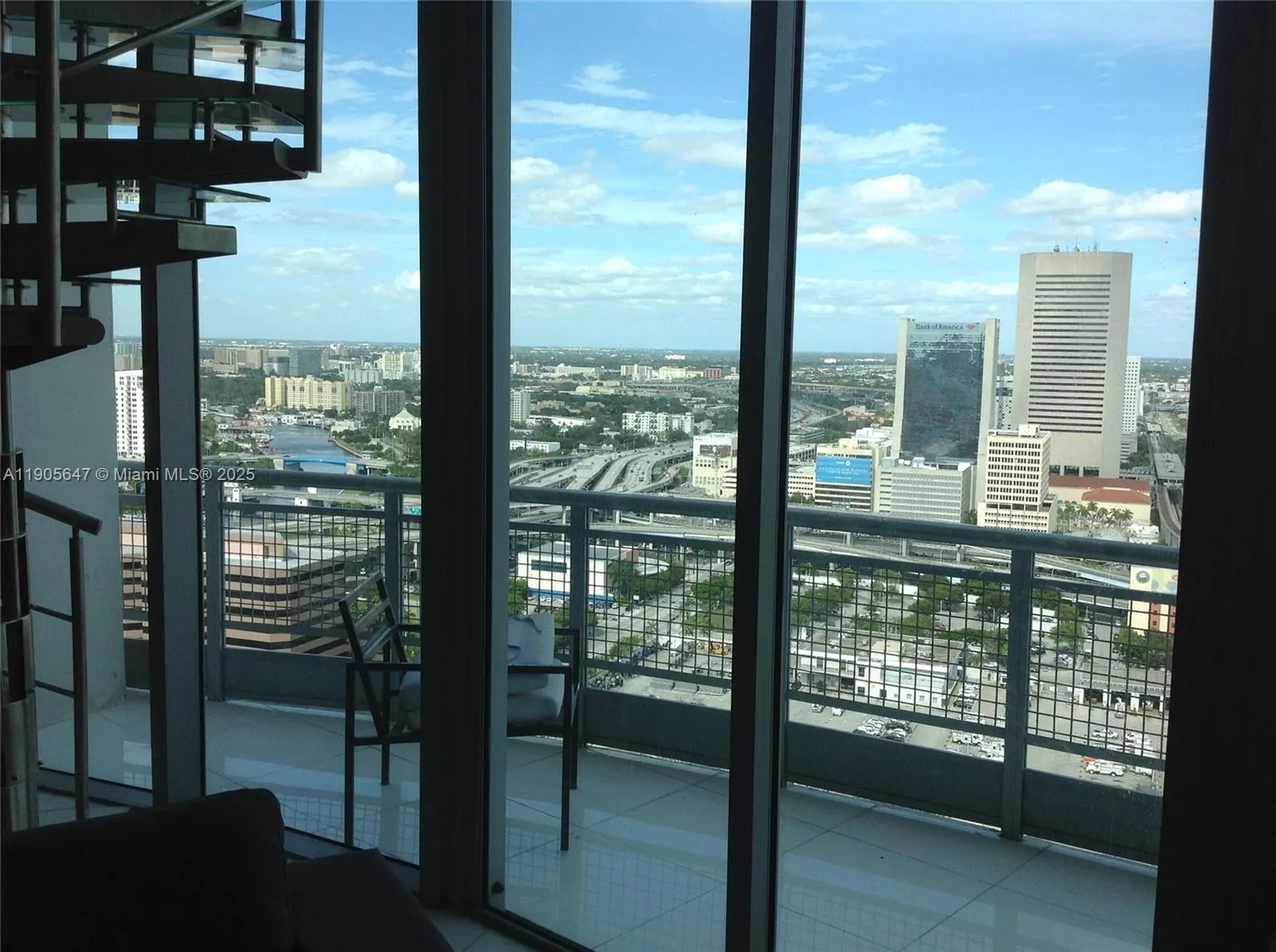 690 SW 1st Ct, #PHI-01