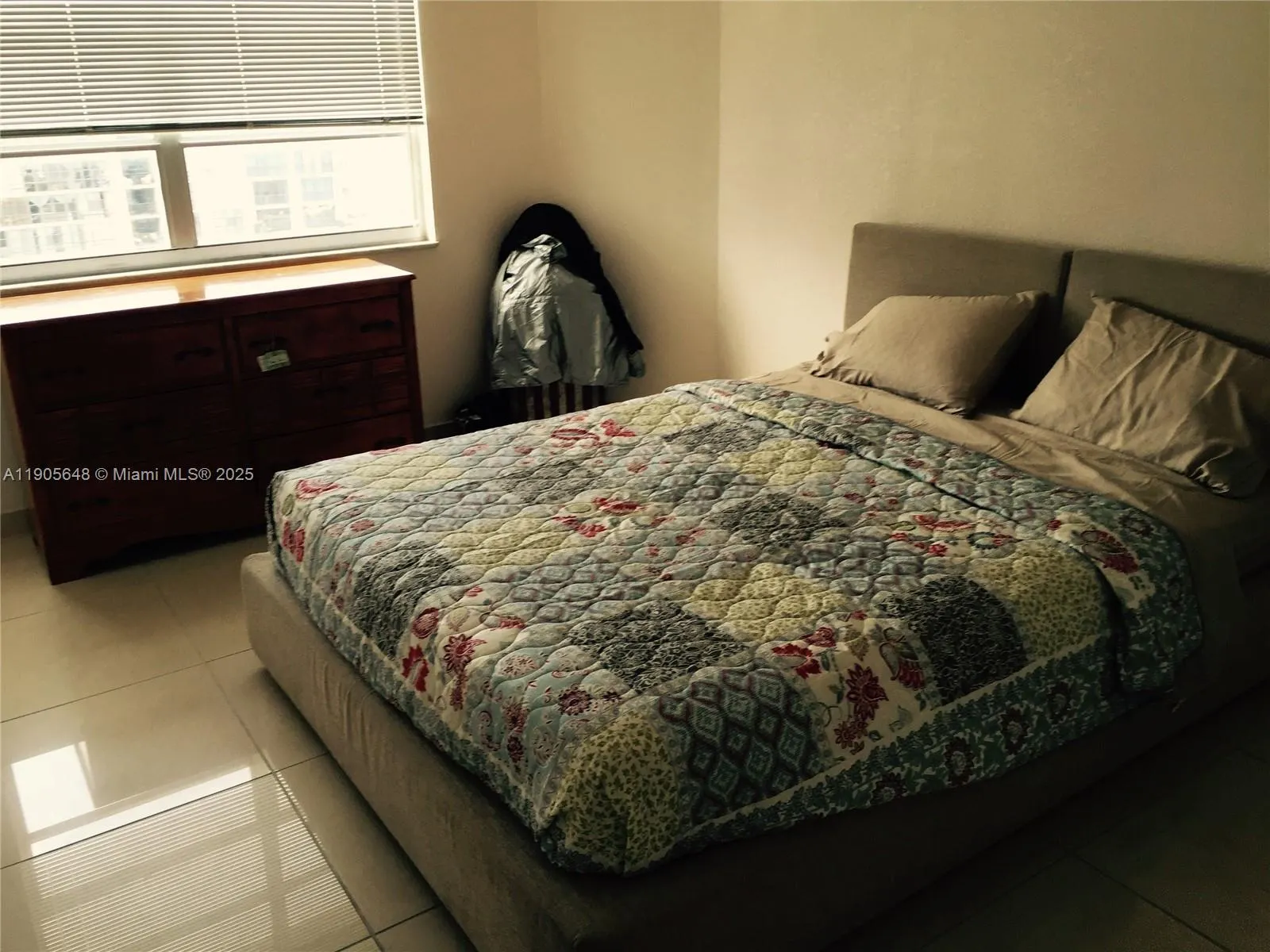 1985 S Ocean Dr, #12J