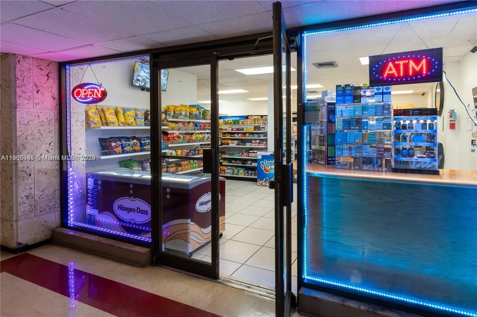 1985 S Ocean Dr, #12J