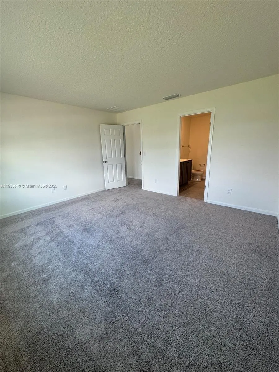 55 Signet Circle, #55