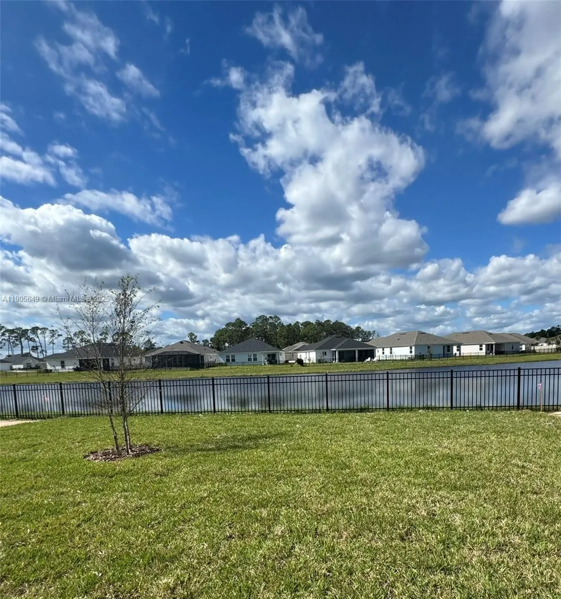 55 Signet Circle, #55