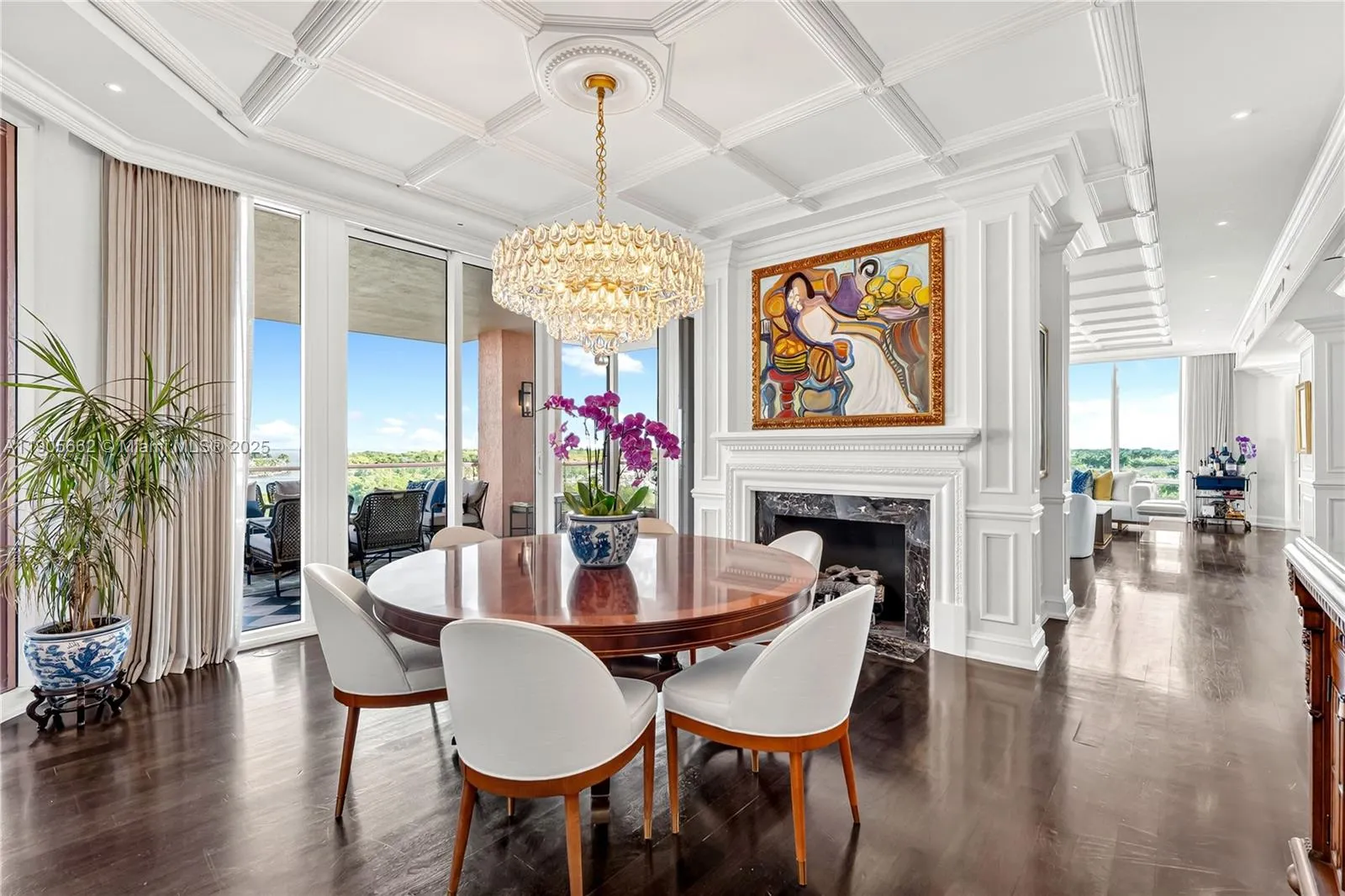 60 Edgewater Dr, #7A