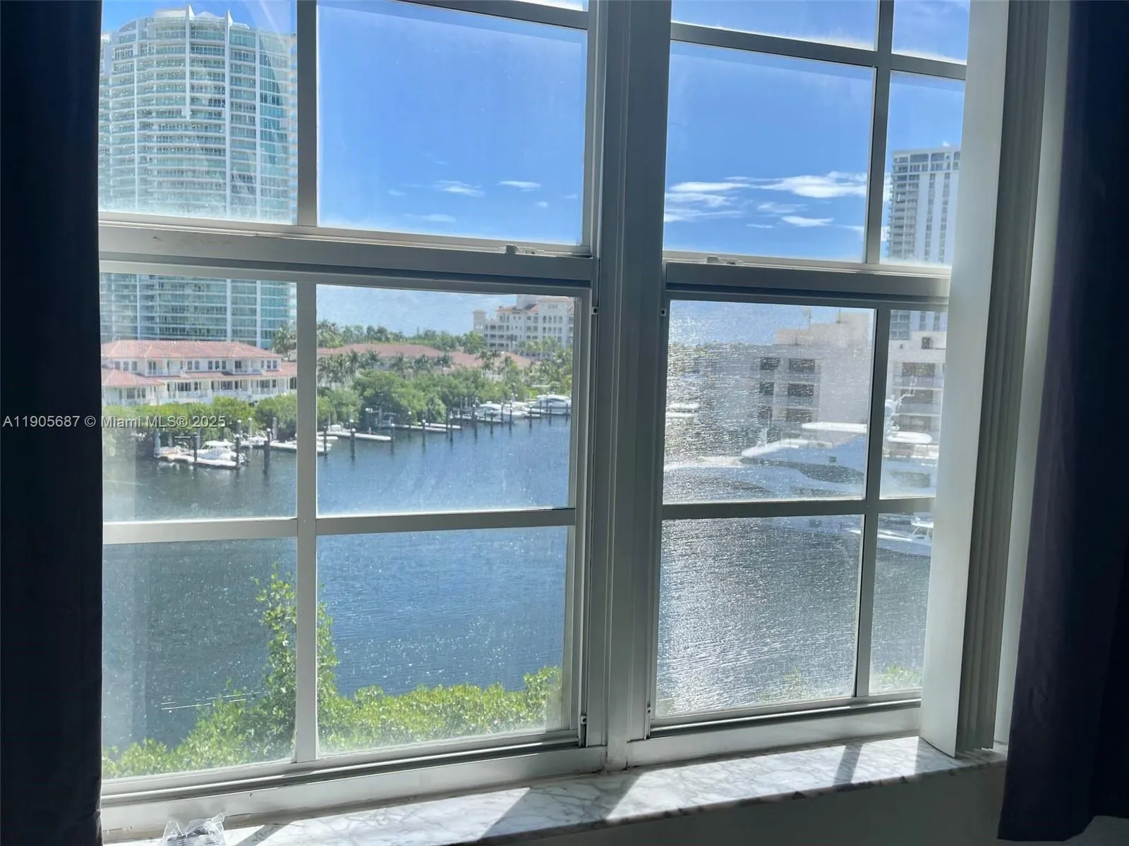 19999 E Country Club Dr, #1604