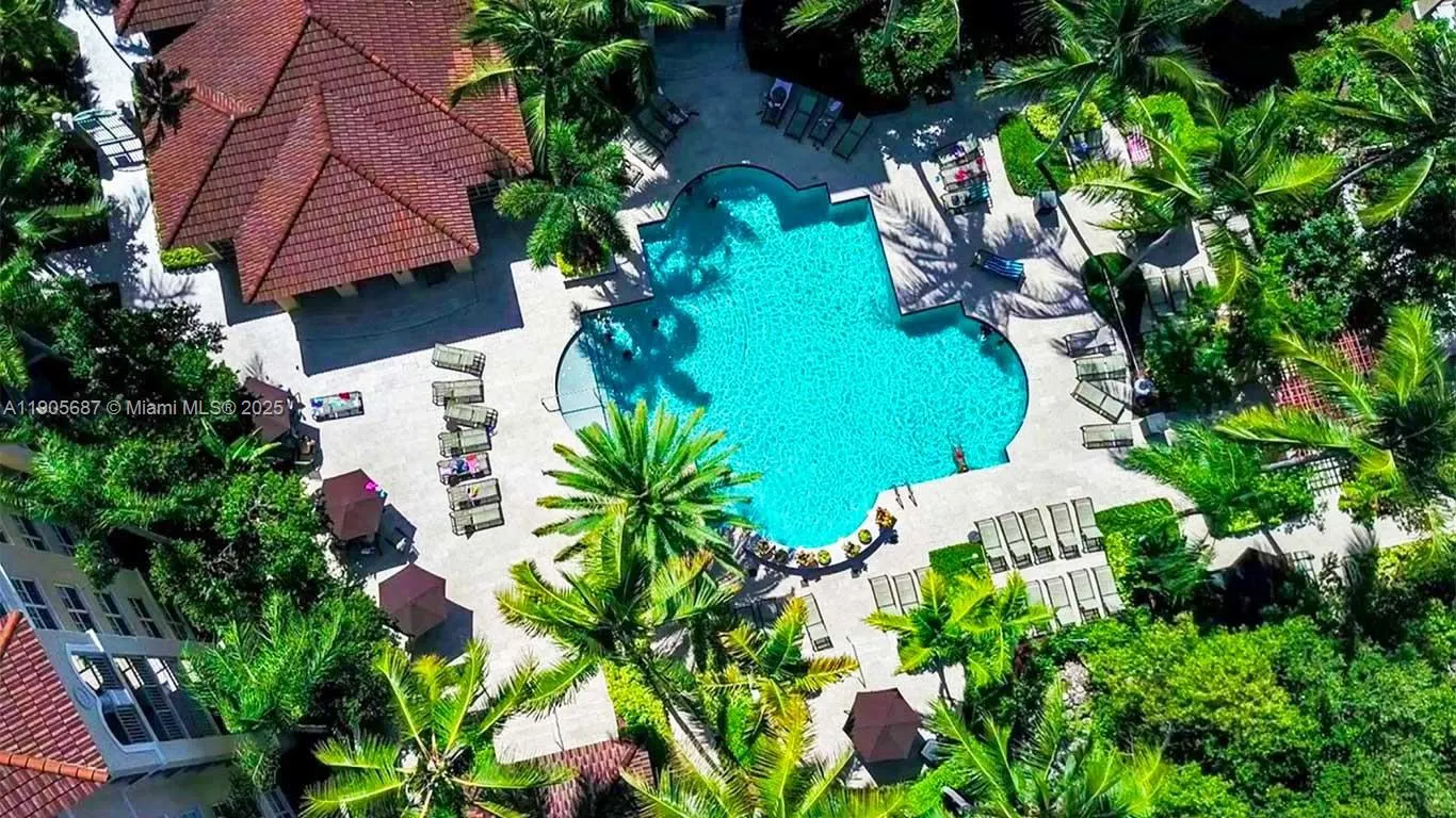 19999 E Country Club Dr, #1604