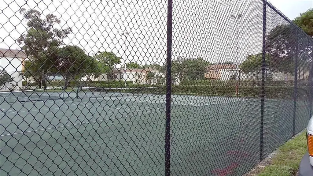 4672 NW 9th Dr, #4672