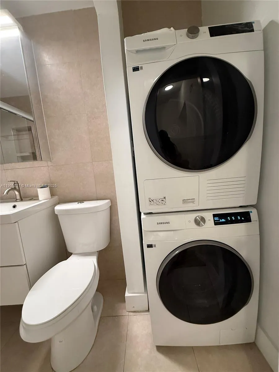 349 Meridian Ave, #B103