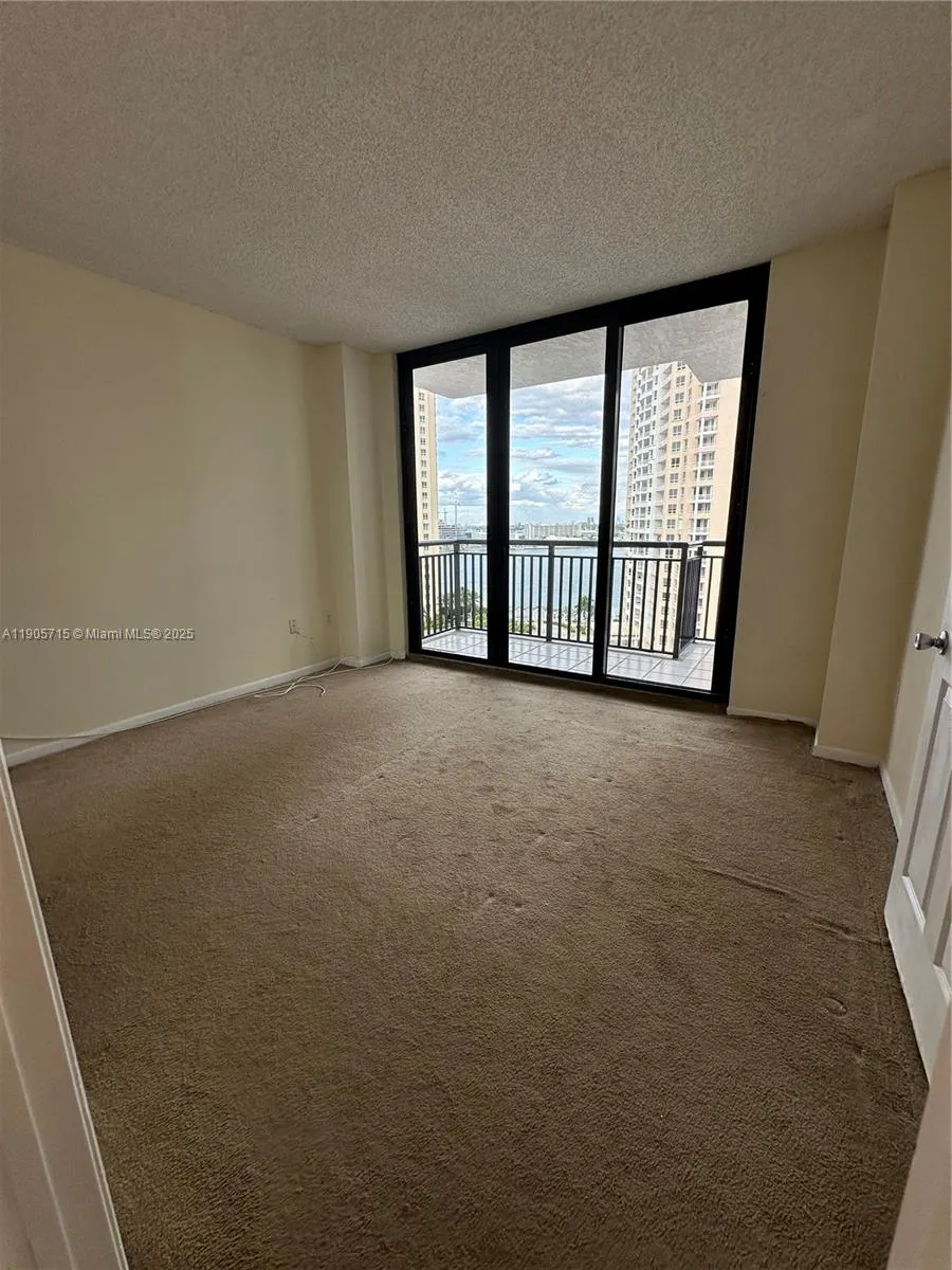 540 Brickell Key Dr, #1706