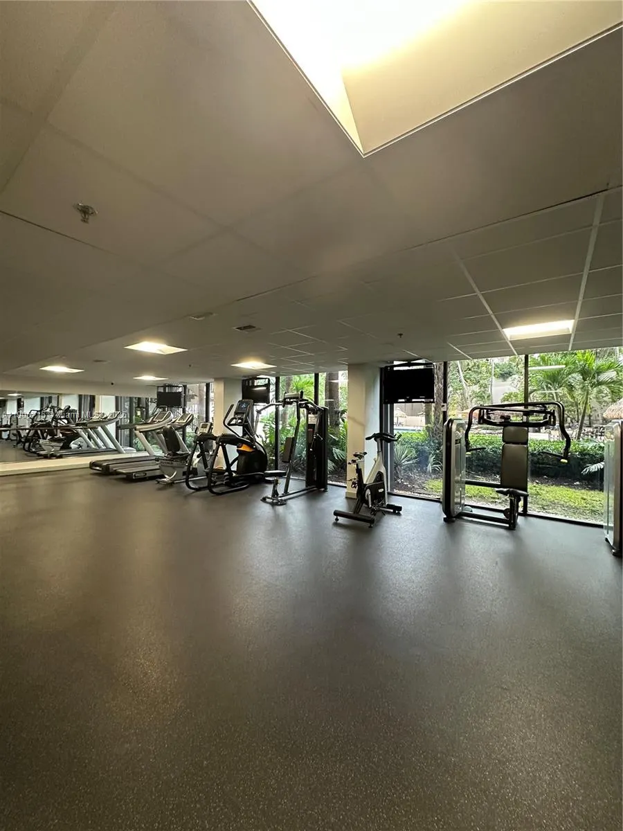 540 Brickell Key Dr, #1706