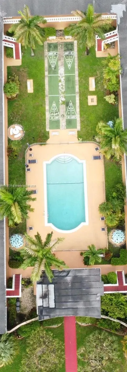 160 NE 8th Ave, #11A