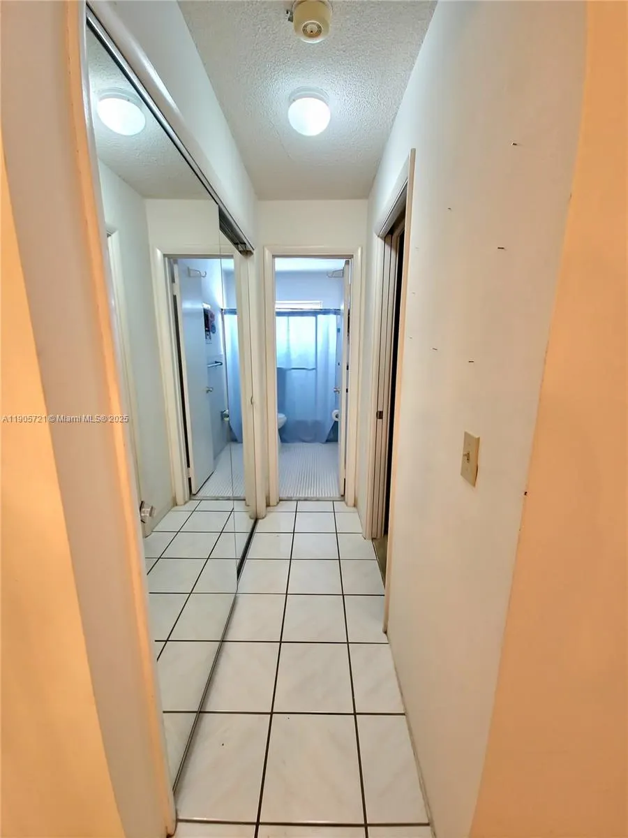 160 NE 8th Ave, #11A