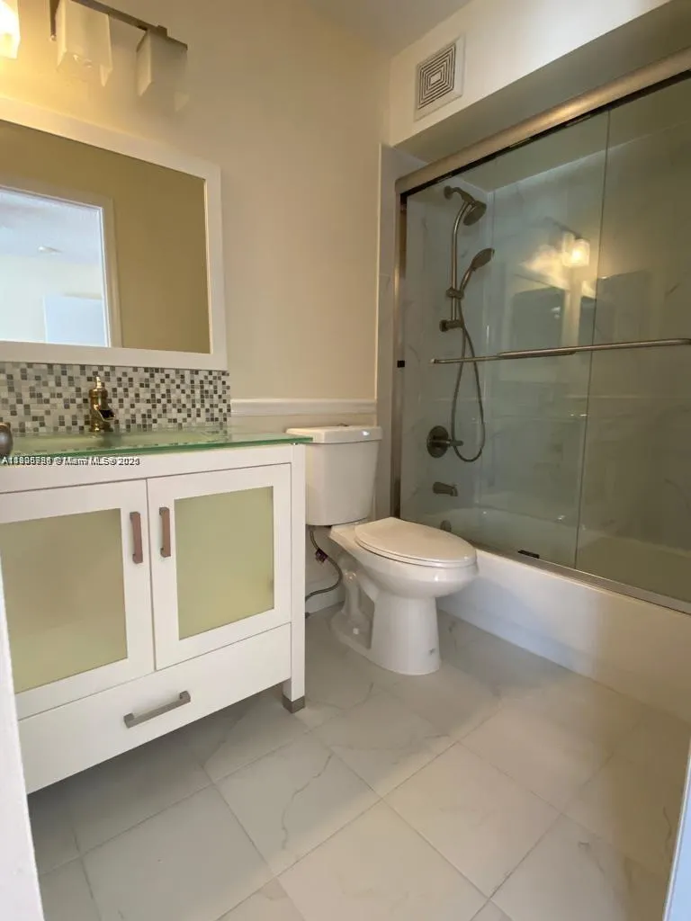 2142 Madeira Dr, #2142