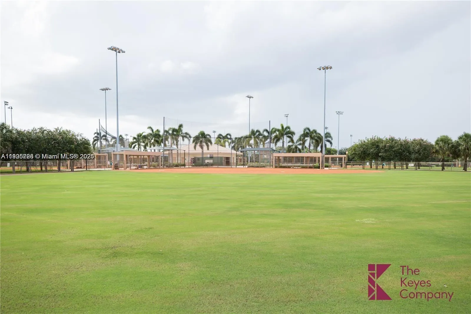 2142 Madeira Dr, #2142