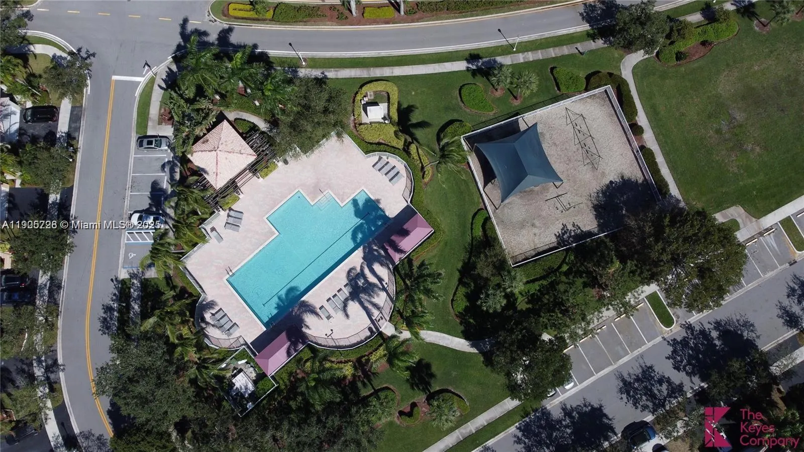 2142 Madeira Dr, #2142