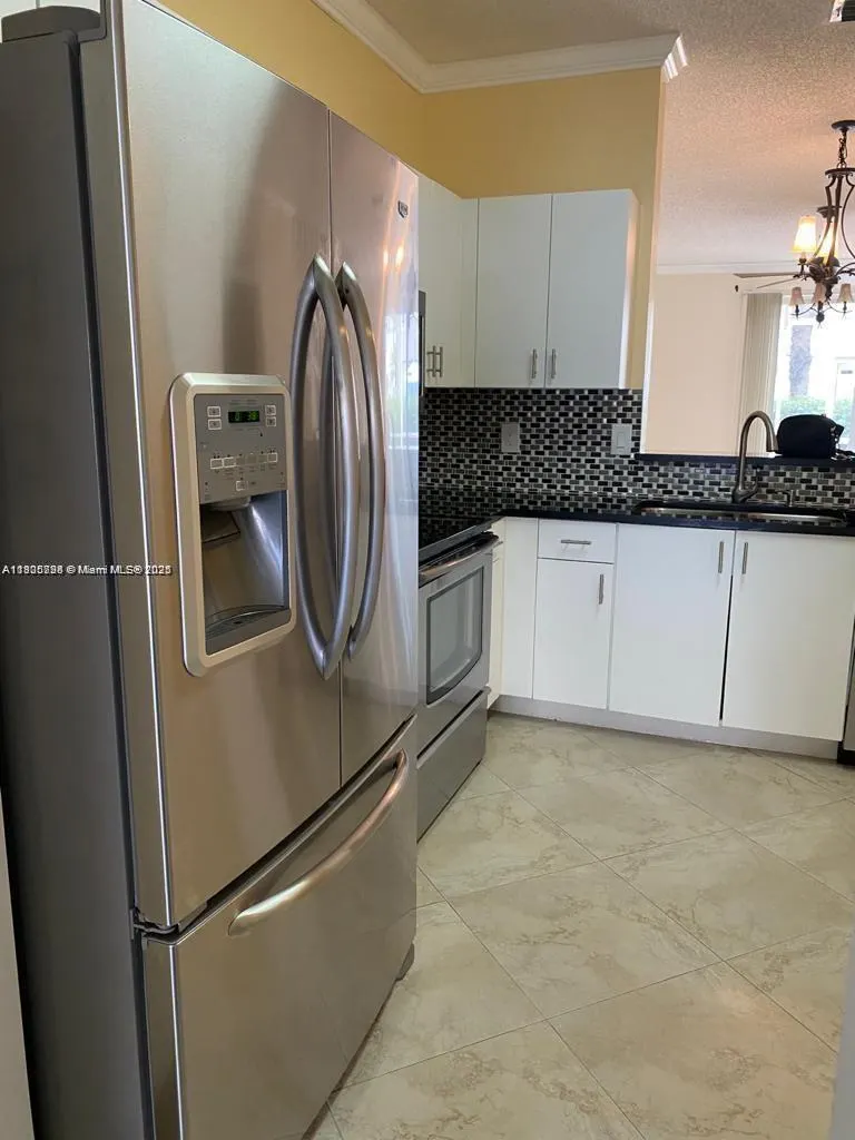 2142 Madeira Dr, #2142