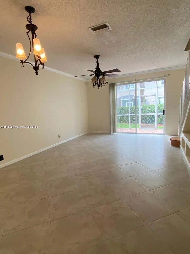 2142 Madeira Dr, #2142