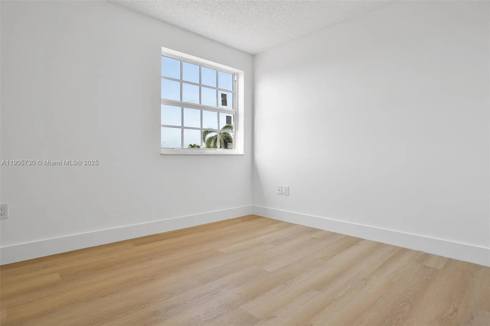 8501 NW 191st St, #8501