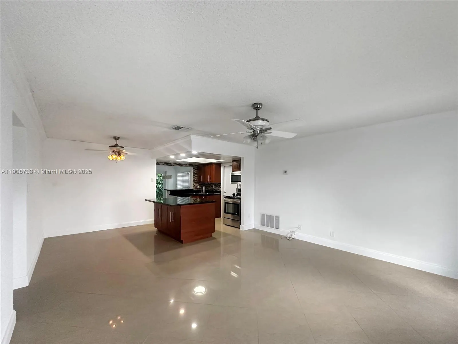 6001 NW 71st Ave, #6001