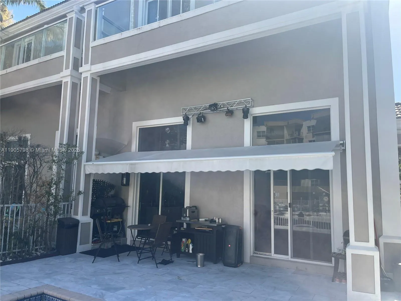 3915 NE 168th St, #3915