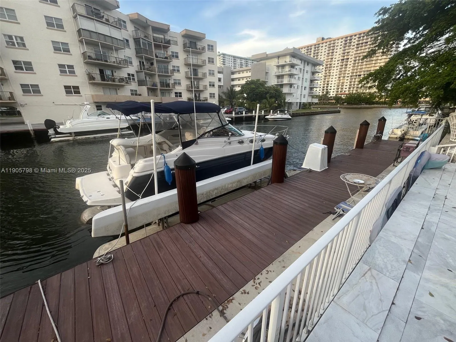 3915 NE 168th St, #3915