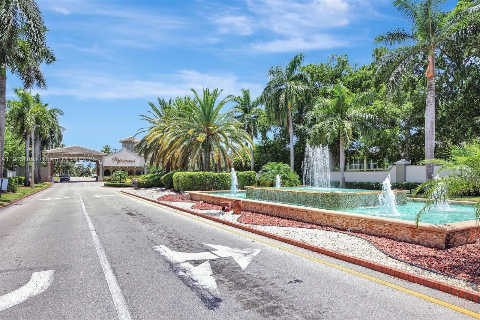 2004 Granada Dr, #O2