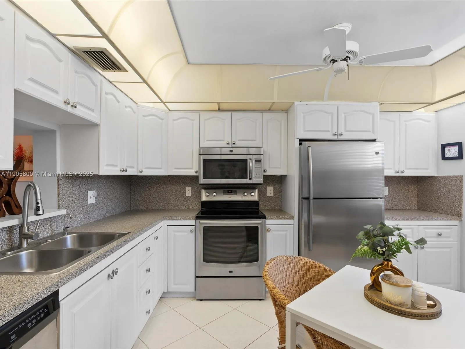 2004 Granada Dr, #O2