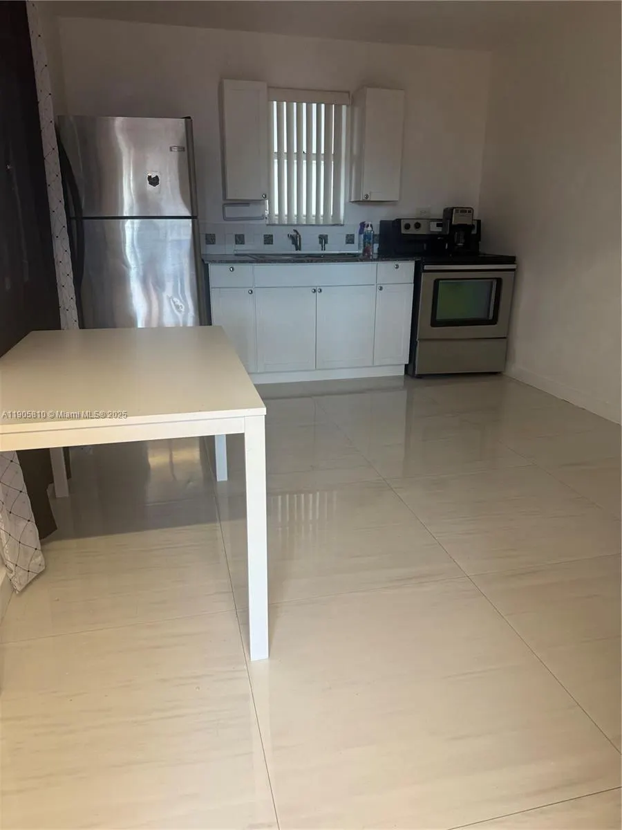 317 WEST 34 TH ST, #B