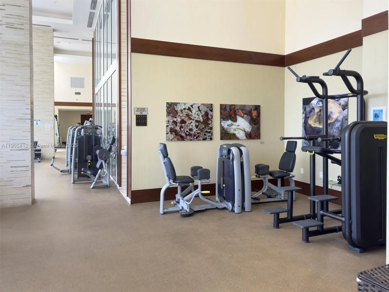 15811 Collins Ave, #3405