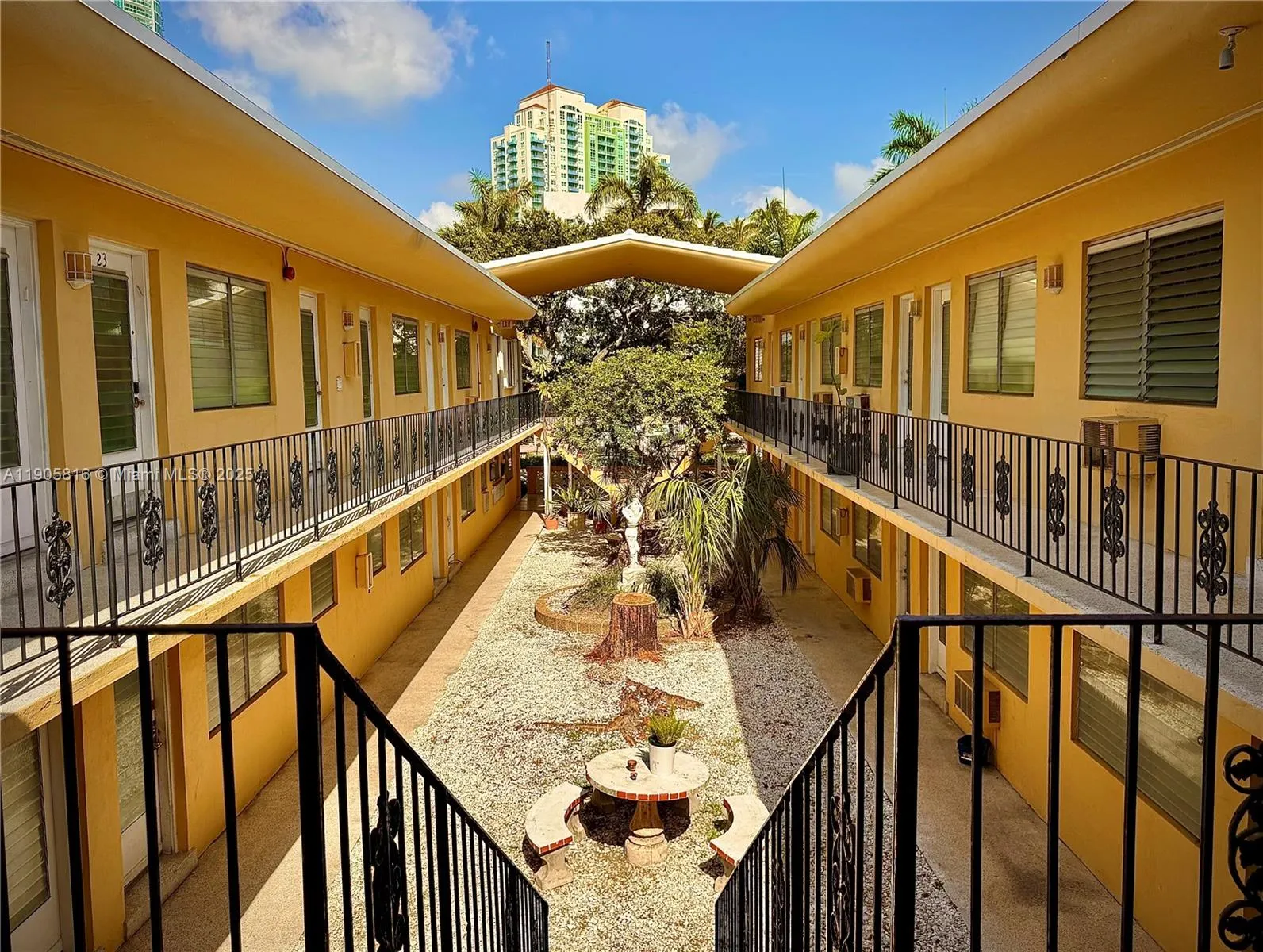 75 Washington Ave, #10