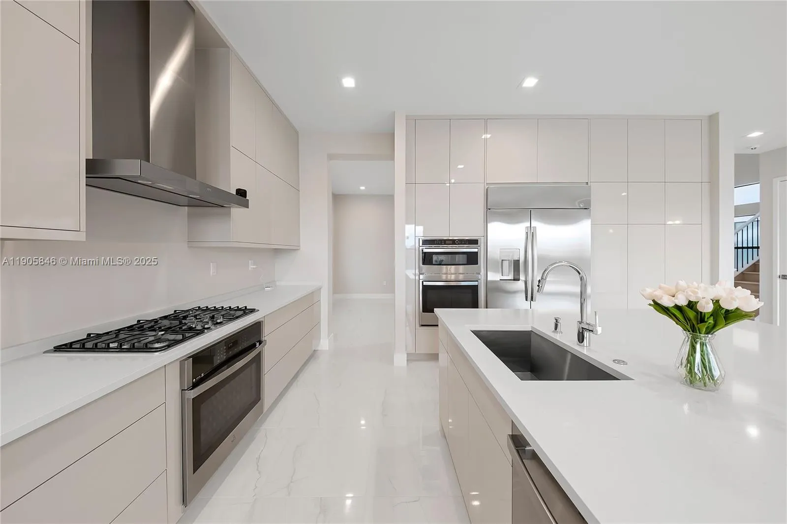 20422 Southernwood Ave