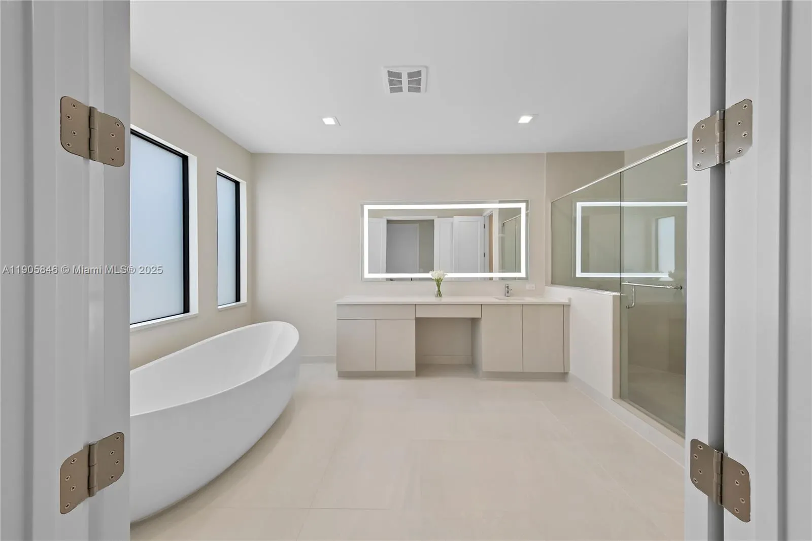 20422 Southernwood Ave