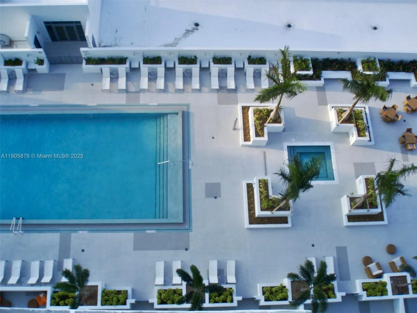 333 NE 24th St, #1706