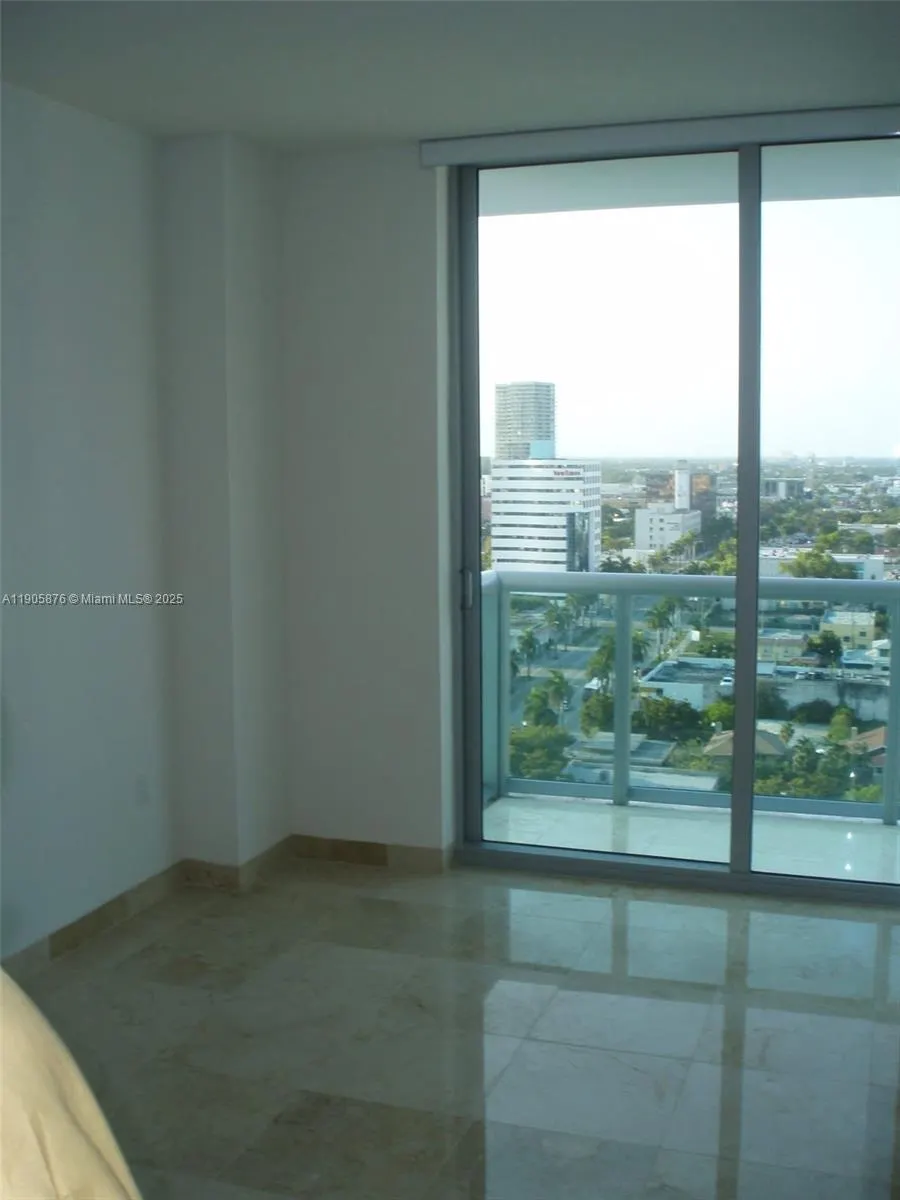 333 NE 24th St, #1706