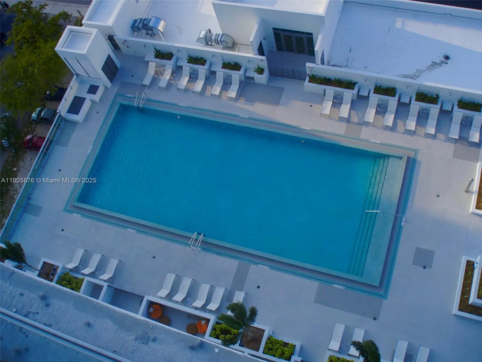 333 NE 24th St, #1706