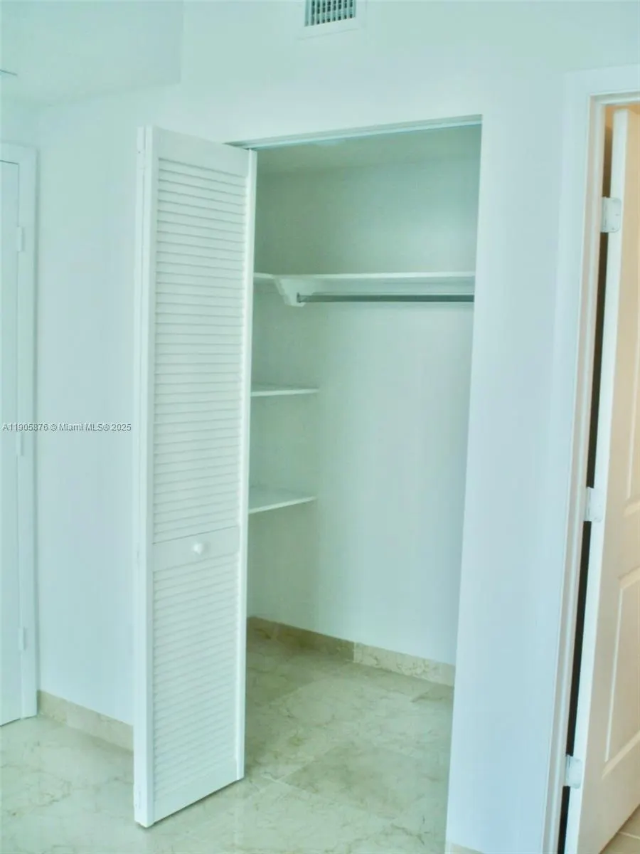 333 NE 24th St, #1706