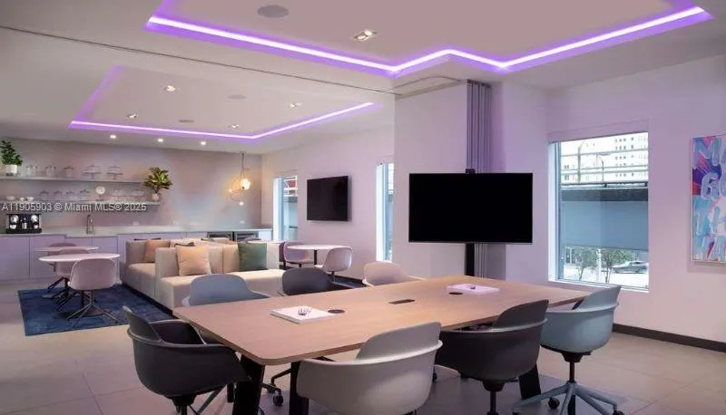 227 NE 2nd St, #1703