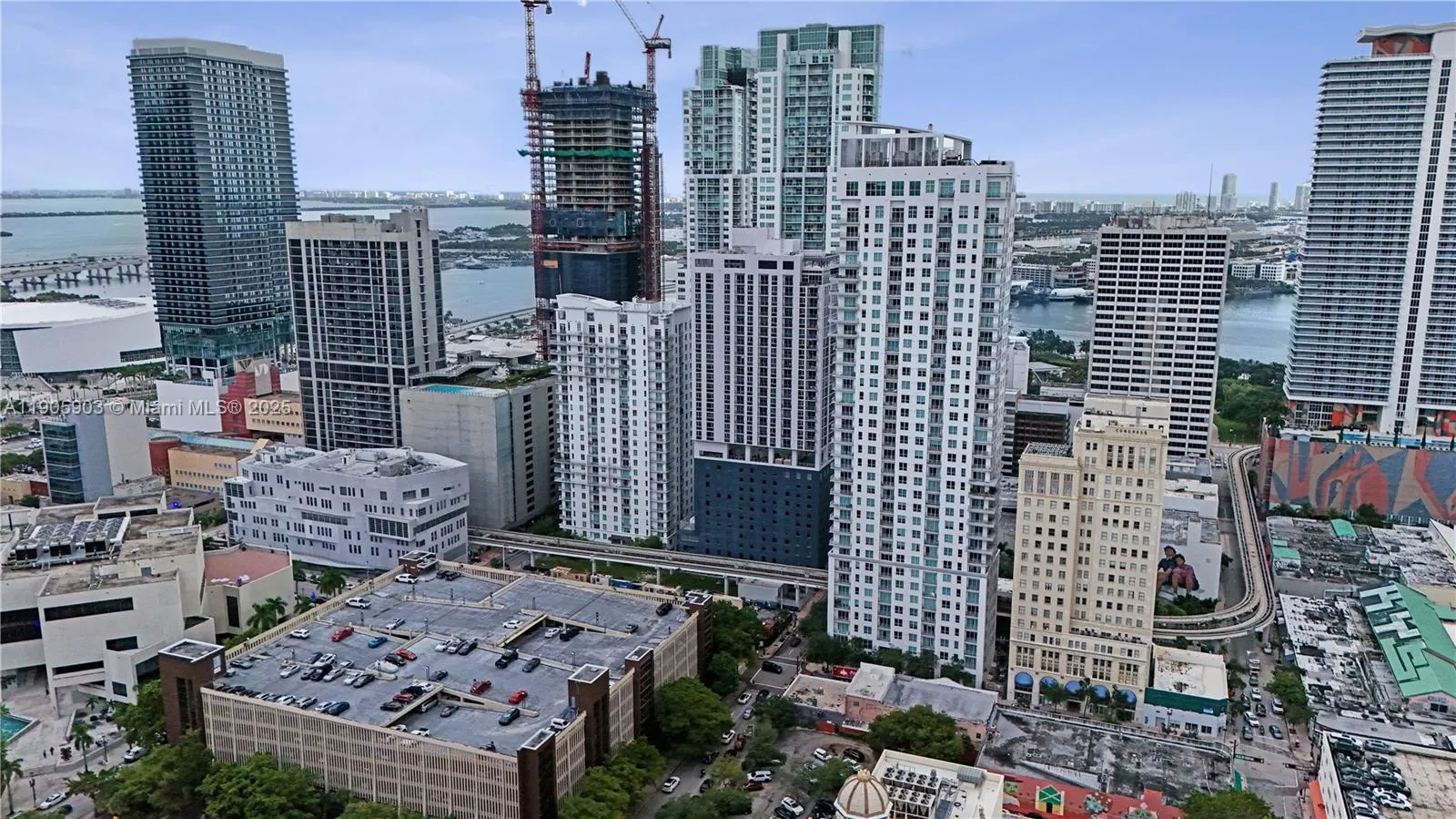 227 NE 2nd St, #1703