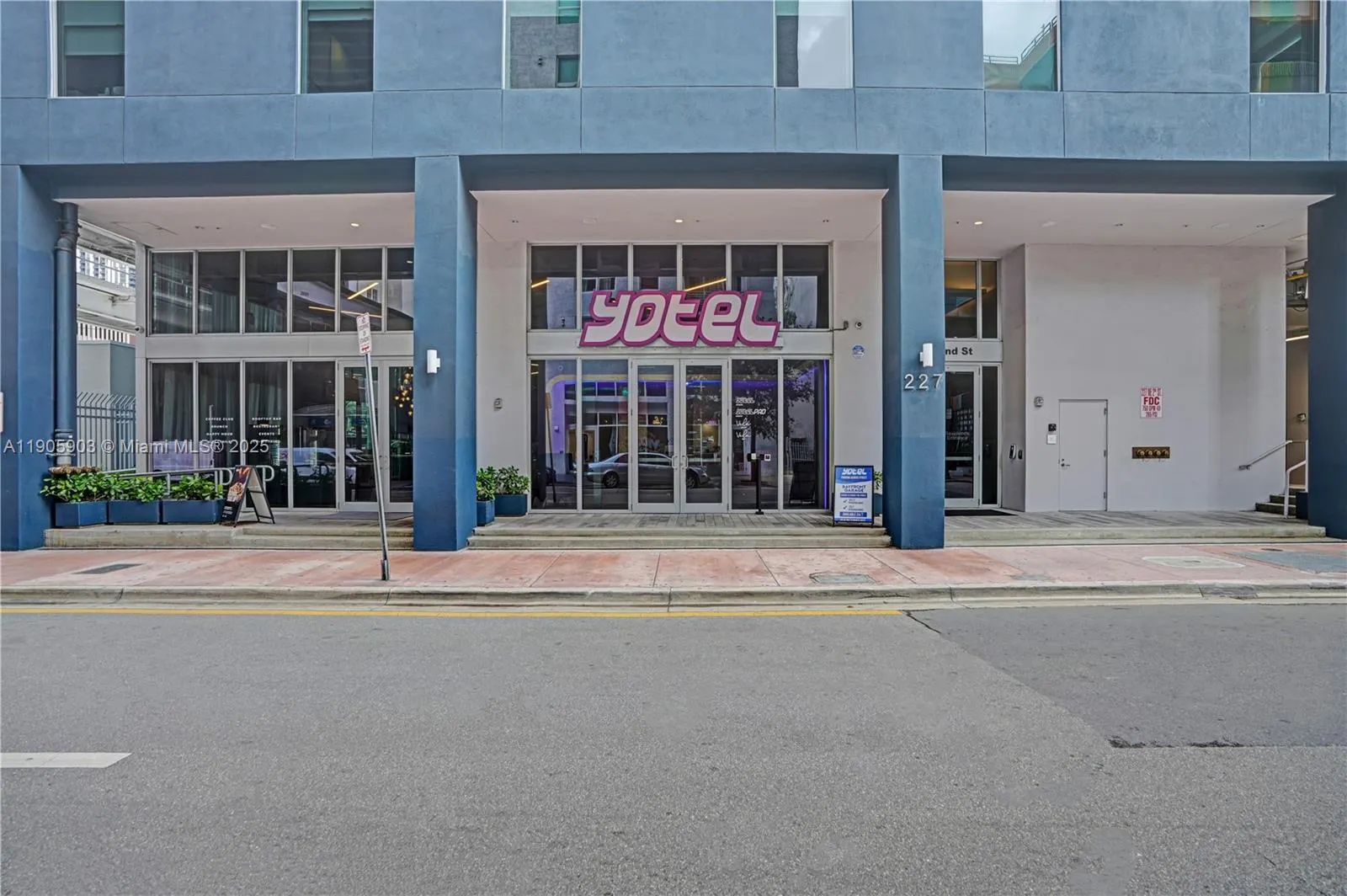 227 NE 2nd St, #1703