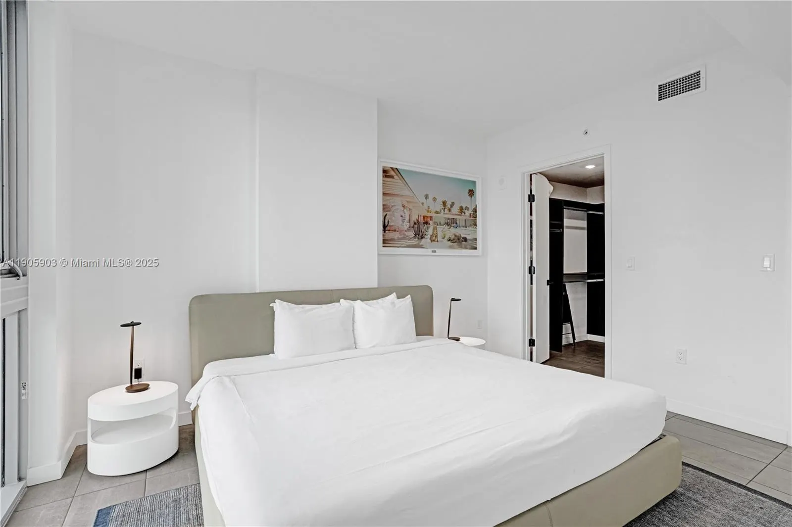 227 NE 2nd St, #1703