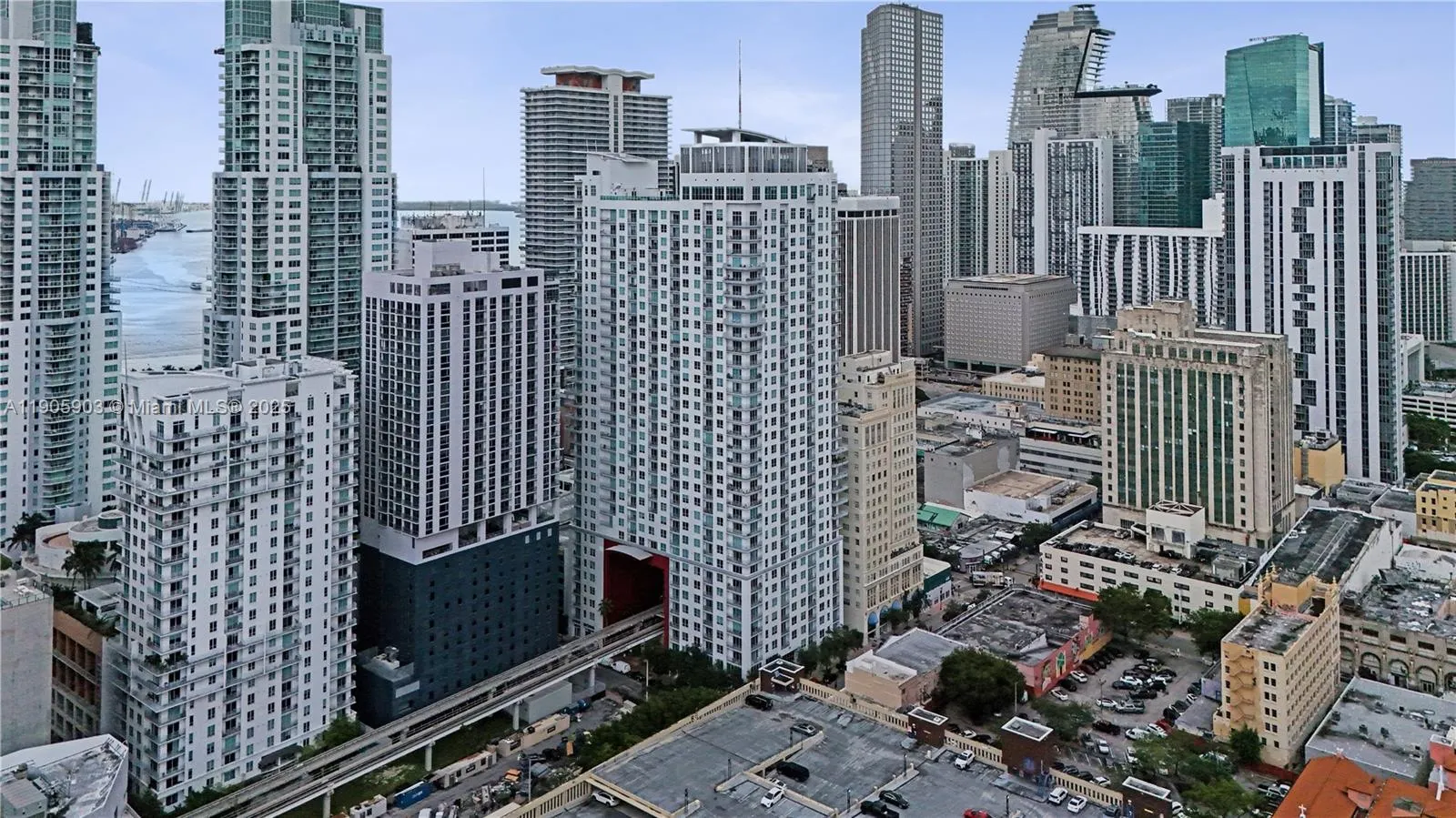 227 NE 2nd St, #1703