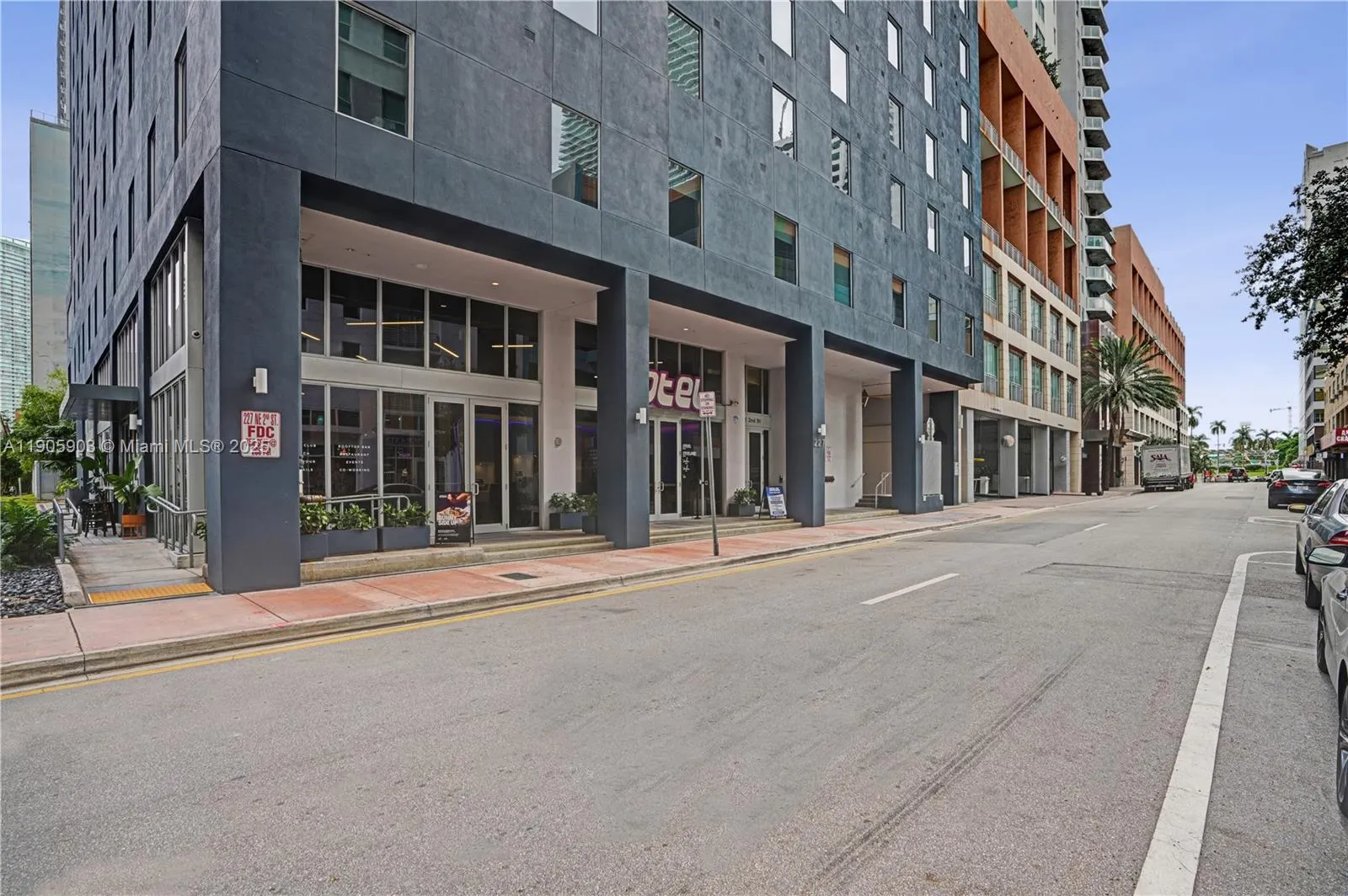 227 NE 2nd St, #1703