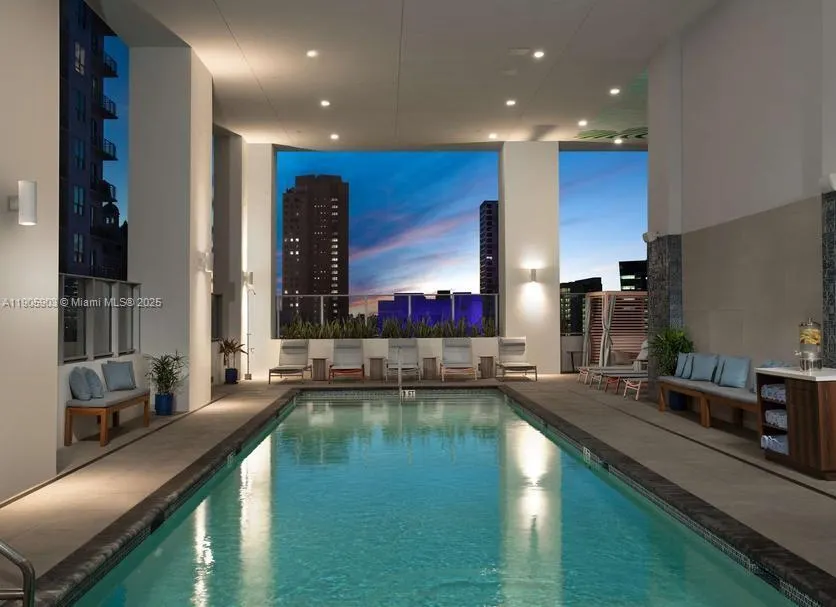 227 NE 2nd St, #1703