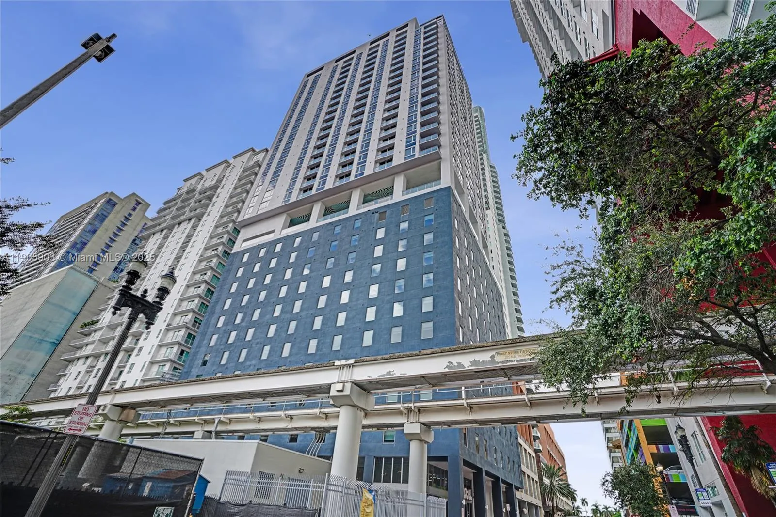 227 NE 2nd St, #1703